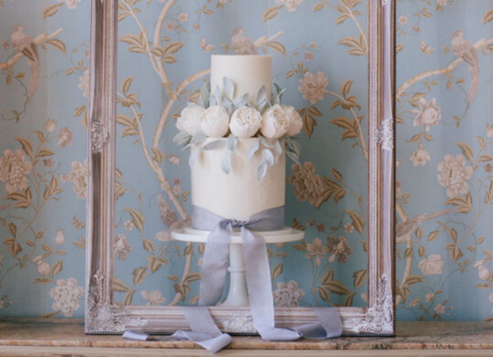 Wedding cake designer
